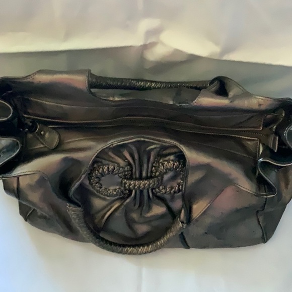 Salvatore Ferragamo Top Handle Handbag in Metallic Silver Leather (12.5"x9.44") - Picture 16 of 16